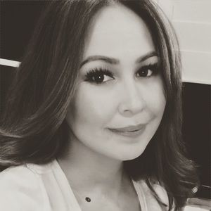 Meet your Posher, Catherine